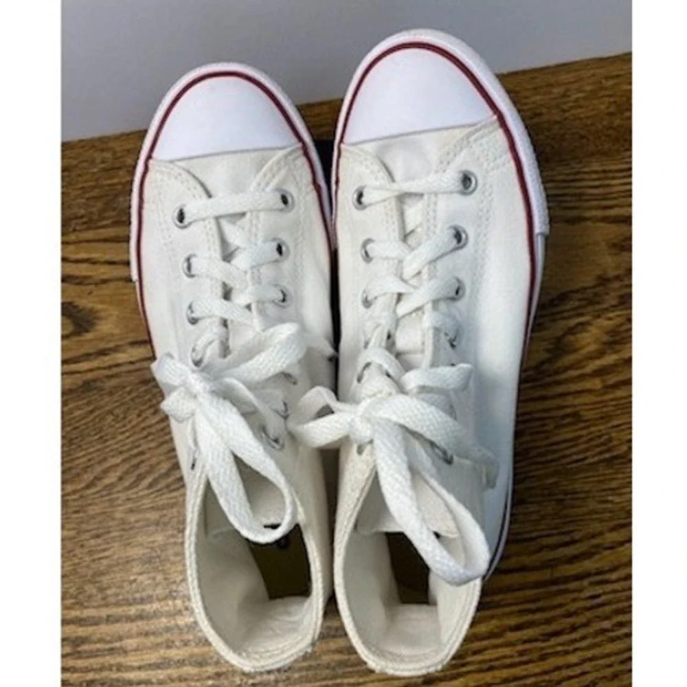 Converse Chuck Taylor All Star High Top White Canvas Youth Sneakers Size 3 3J253